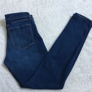 Dark wash Banana Republic Skinny Fit jeans